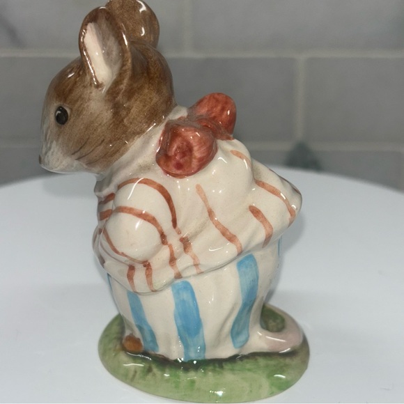 Vintage Beatrix Potter's Mrs. Tittlemouse Figurine Beswick Beswick England - Picture 4 of 6